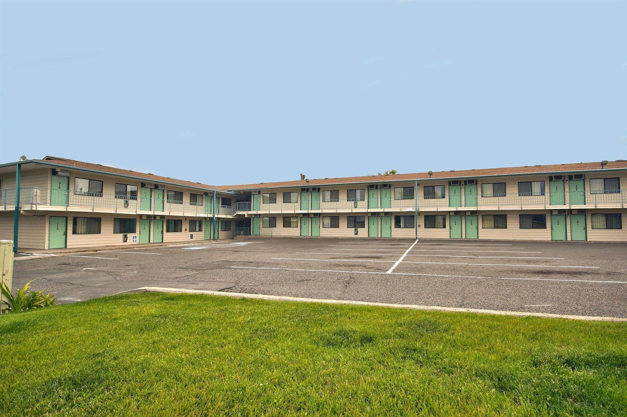America'S Best Value Inn & Suites-Helena Ngoại thất bức ảnh